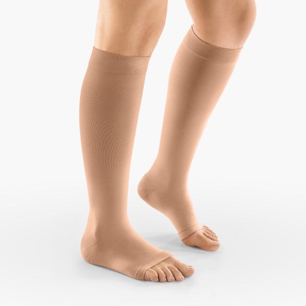 Venosan Legline VM43012 Beige Below Knee Close Stockings - Medium