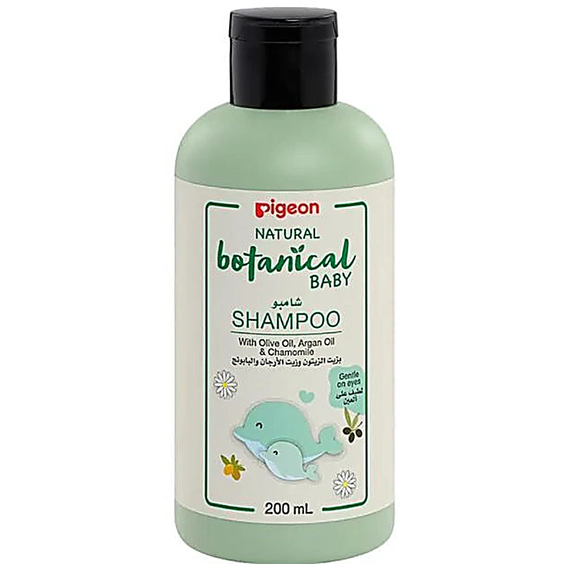 Pigeon Natural Botanical Baby Shampoo 200ml bottle with gentle and nourishing formula for sensitive skin.